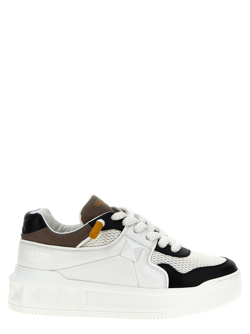 Valentino One Stud Xl Low-cut Casual Shoes In Multicolor