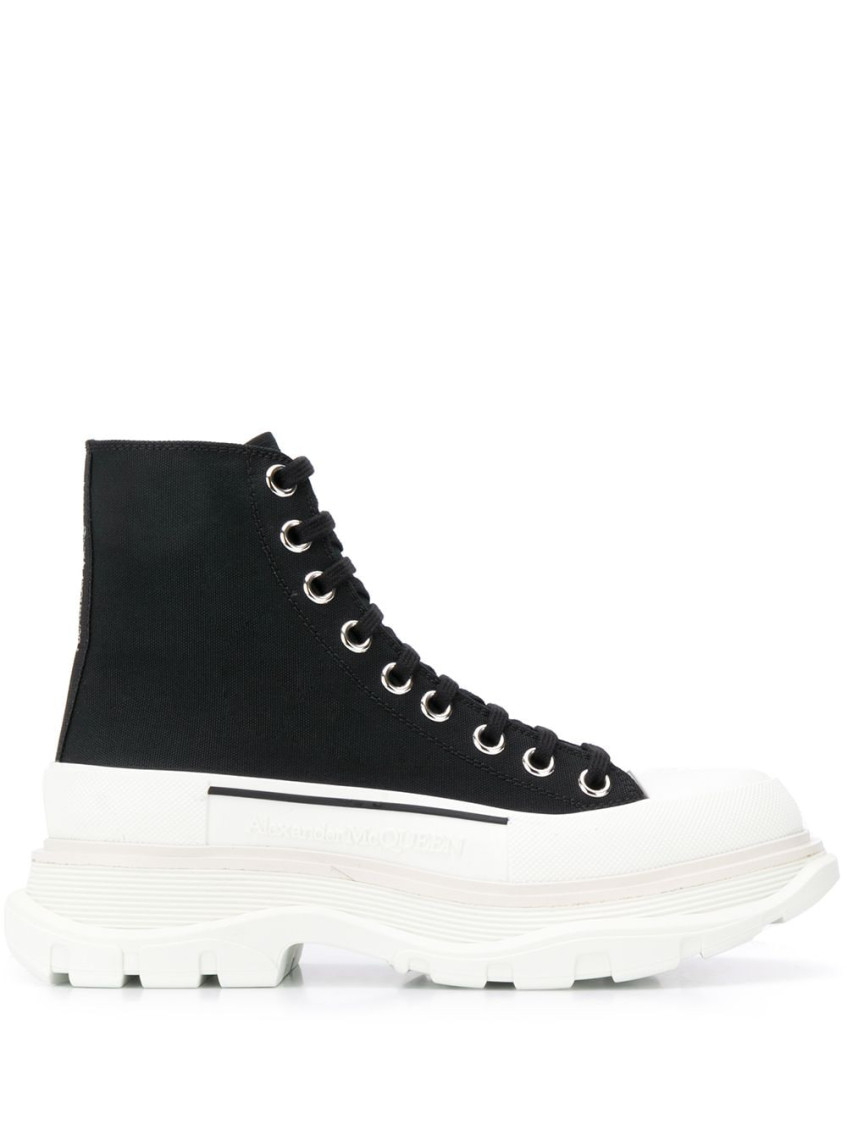 Alexander Mcqueen Alexander Mc Queen Tread Slick Ankle Boots In Black