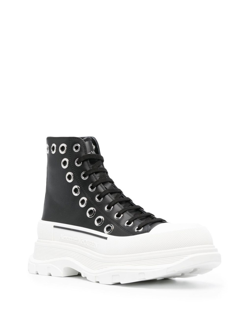 Alexander Mcqueen Black Tread Slick Ankle Boots for Men Online USA