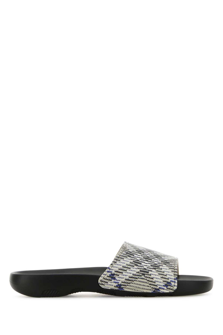 Burberry Beige Dive Check Slides