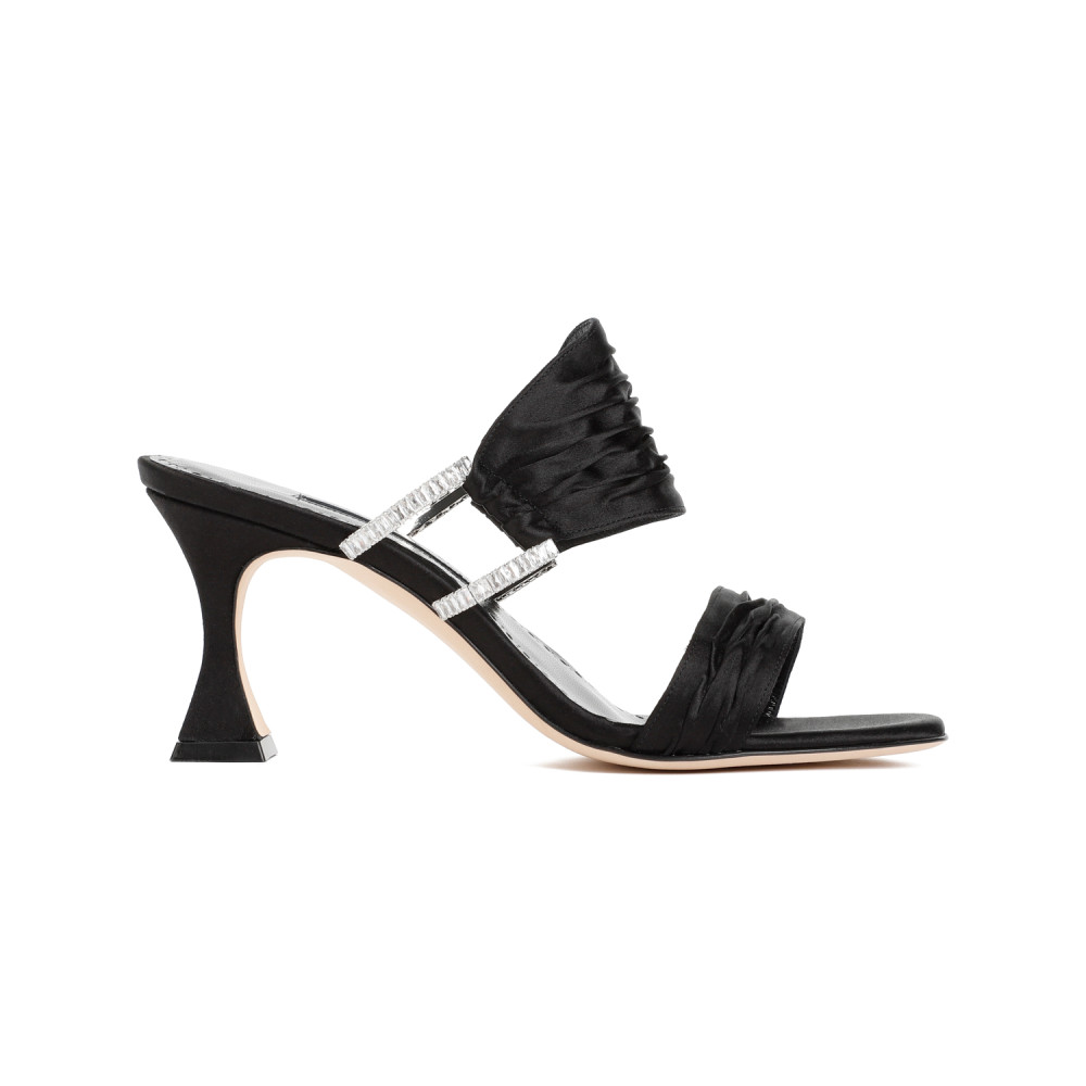 Manolo Blahnik Chinap 70 Satin Mules In Black