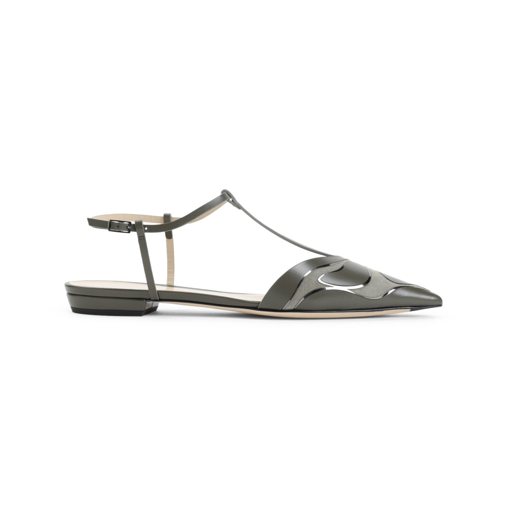 Giorgio Armani Pointed Leather Ballet Flats In Green