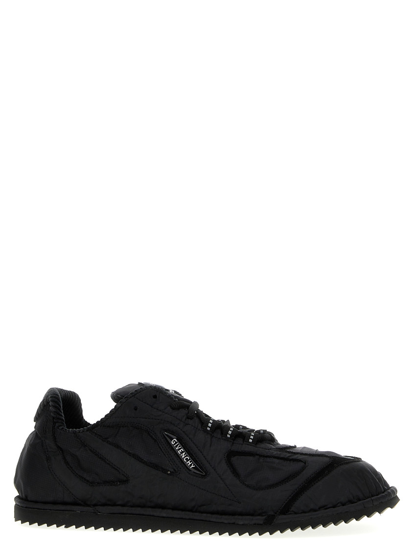 Givenchy Black Flat Sneakers In Black