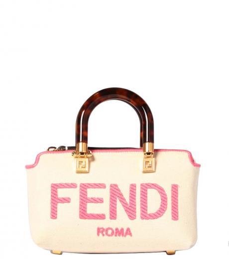How to Buy Carrie Bradshaw's Limited Edition Pink Fendi Baguette Bag 2022