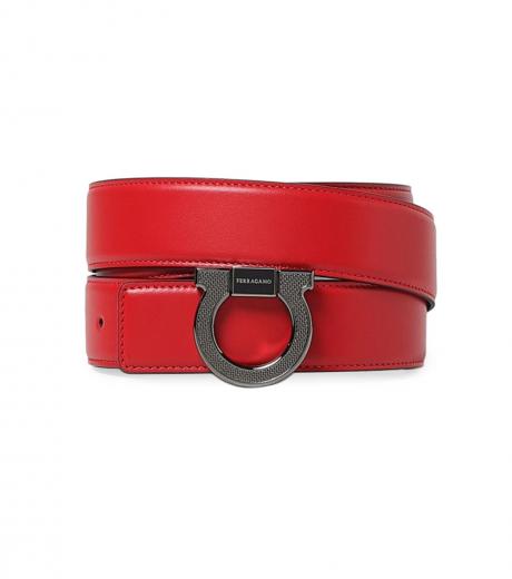 Salvatore selling ℉ёrragamo belt